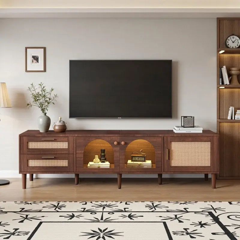 Meuble TV en bois de rotin rustique avec lumières LED, tiroirs et placards de rangement, brun noyer