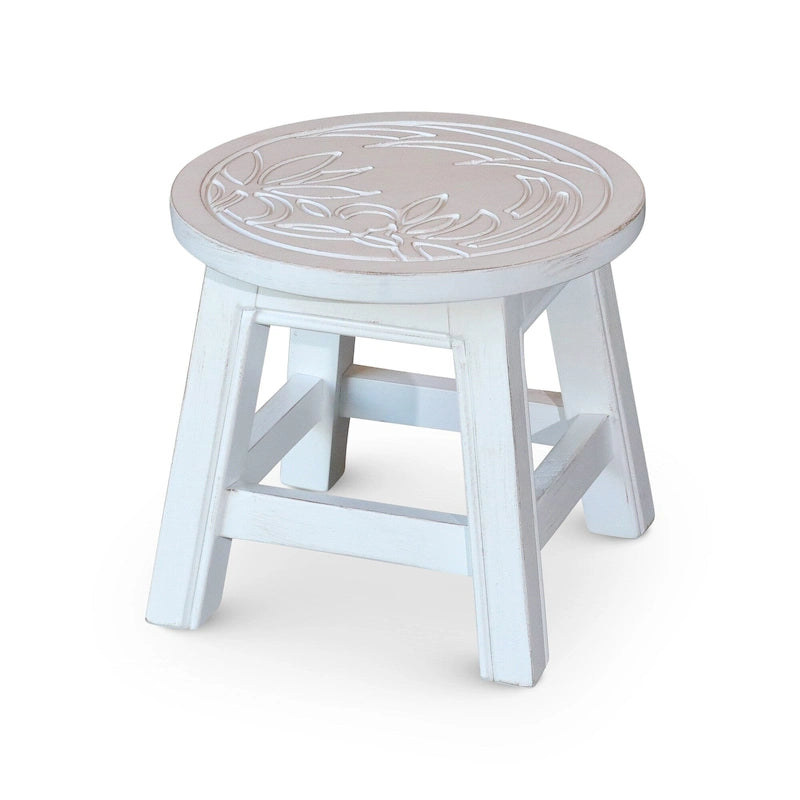 Tabouret escabeau sculpté en hévéa blanc antique à motif fantaisiste