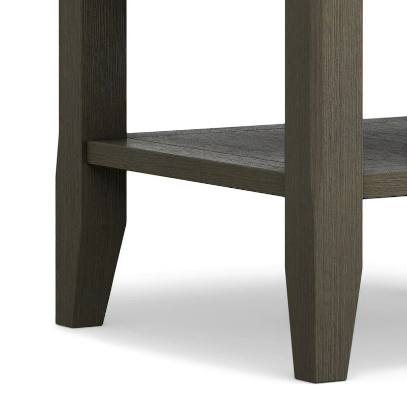 Table d'appoint carrée en bois massif avec 2 étagères ouvertes et pieds fuselés