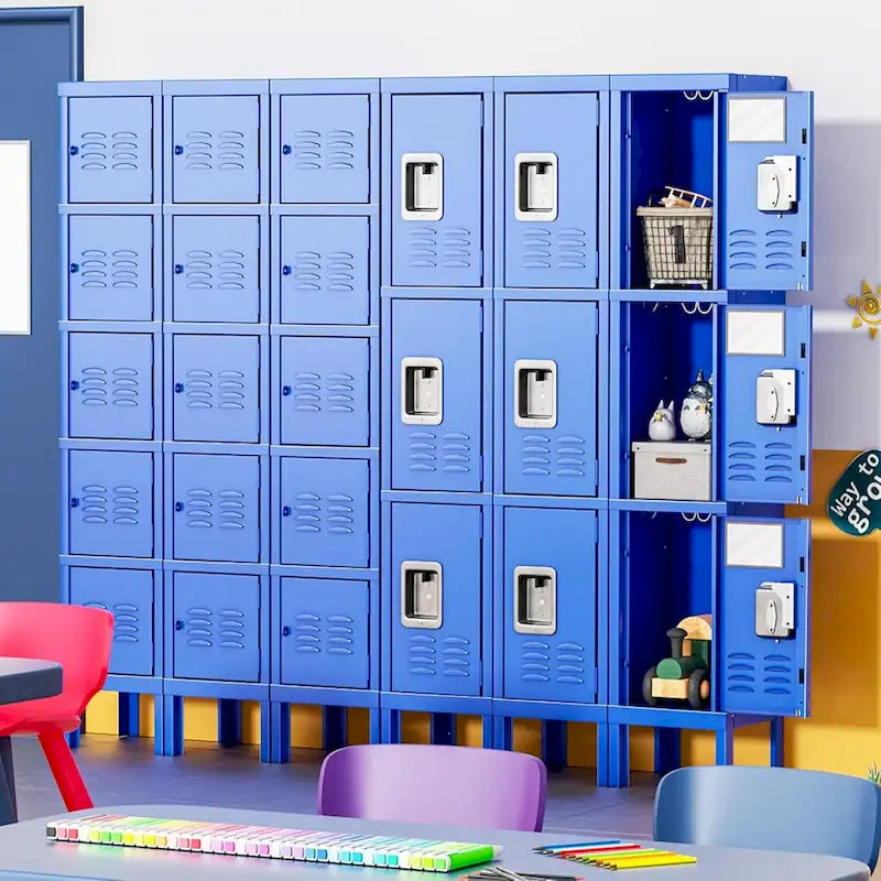 Meuble de rangement à 3 portes en métal avec moraillon gris