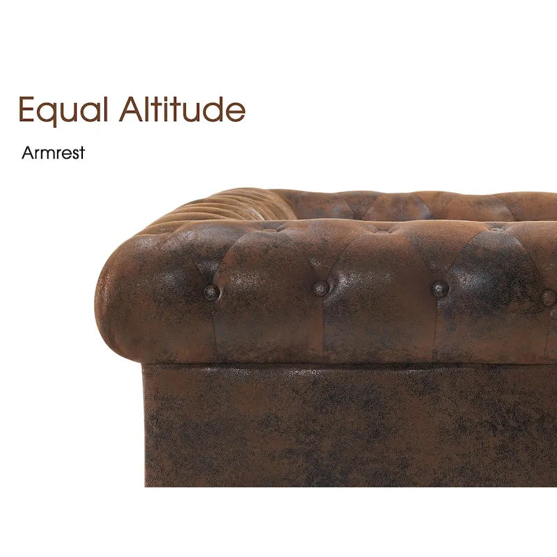 Canapé Chesterfield en velours vert avec capitonnage profond et pieds en chêne