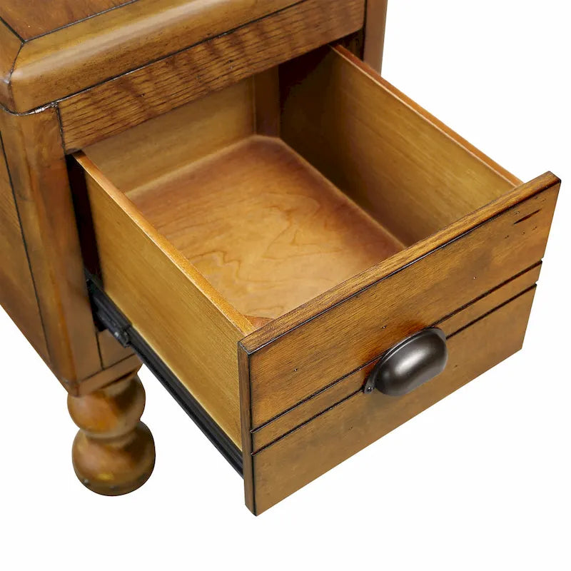 Table basse en pin massif marron antique avec tiroirs et pieds gourde