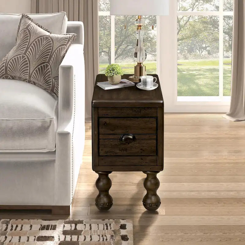 Table basse en pin massif marron antique avec tiroirs et pieds gourde
